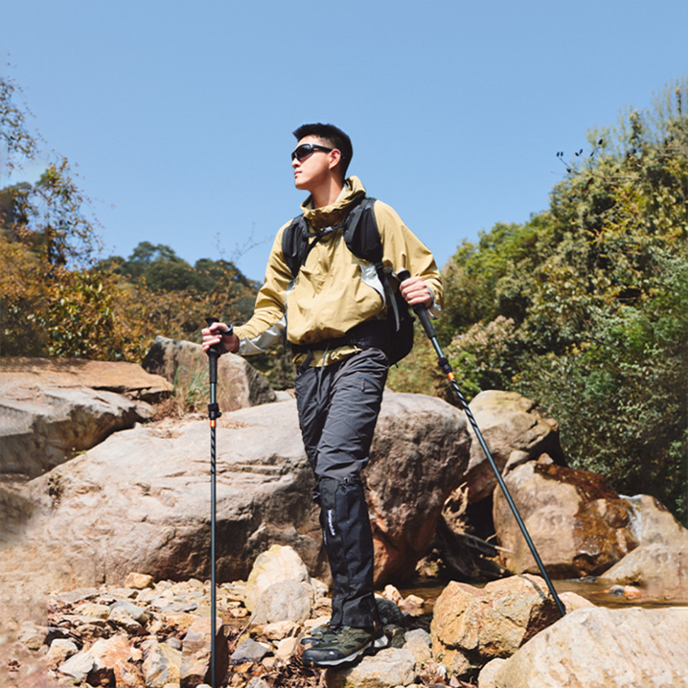 Трекінгова палиця Naturehike CNK2450DS013, 115-135 см, чорна