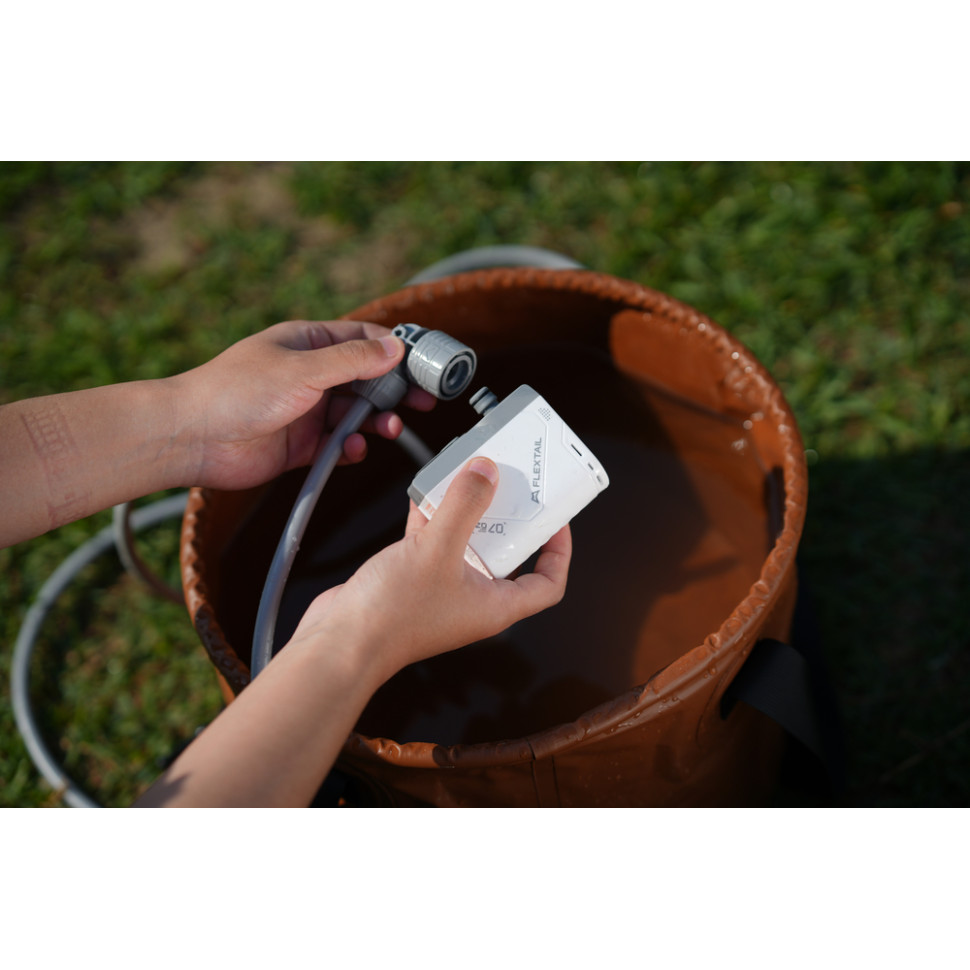 Душ портативний з насосом на акумуляторі Flextail Tiny Shower, білий