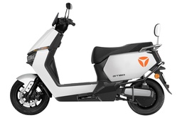 [188432] Електричний мопед YADEA GT60/255 (2400Вт, акумулятор графеновий 72В 38Аг)